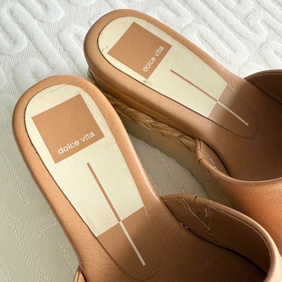 🤎 Dolce Vita Chavi Tan Mules Slide Sandals with Rubber Wedge Sole - Picture 9 of 14